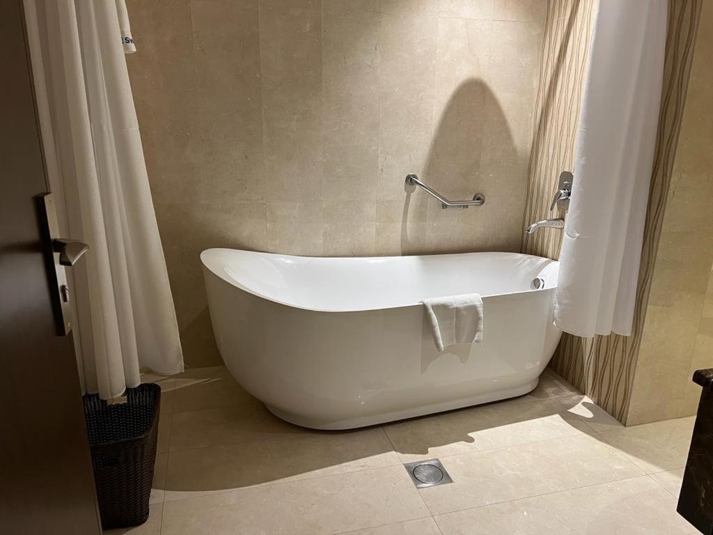 Swiss In Tabuk Hotel Dış mekan fotoğraf
